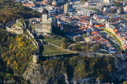 hrad Trencin fullsize 10